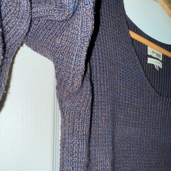Aritzia Wilfred Free | WOLTER SWEATER WAFFLE KNIT V-NECK 100% Merino Wool | XXS - Picture 7 of 12